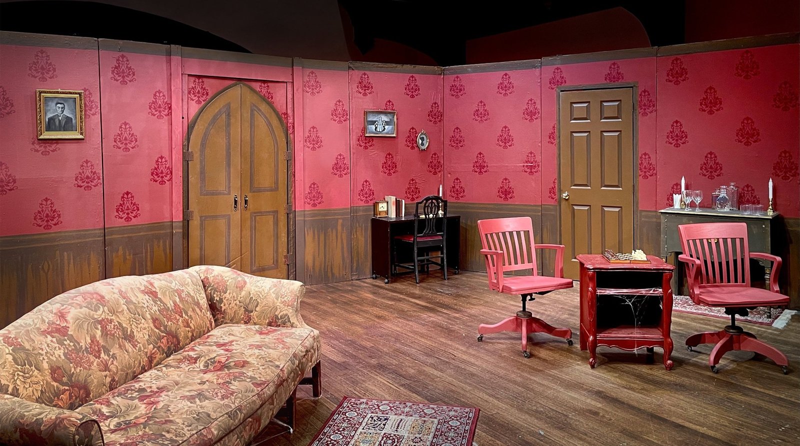 Hill House parlor set